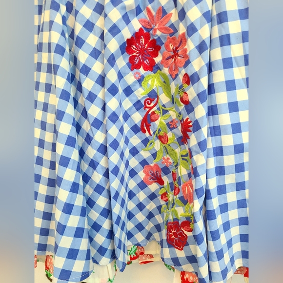 Blue gingham A-line skirt with strawberry lining by Matilda Jane, size XS - Picture 3 of 5